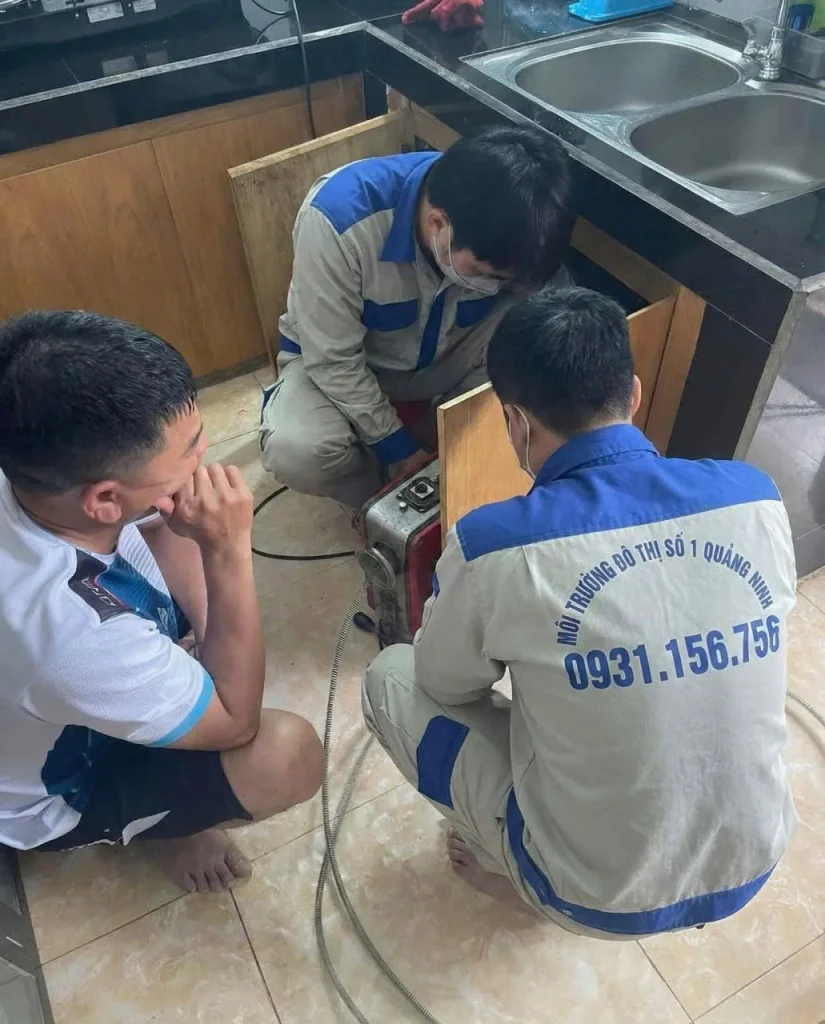 Xử lý tắc nghẹt đường ống bồn cầu tại Quảng Ninh